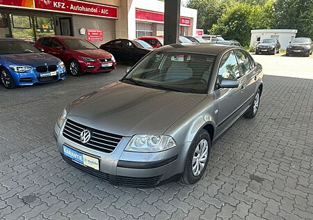 VW Passat Volkswagen Lim. Comfortline Klimaautomatik