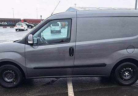 Fiat Doblo Van 1.3 Multijet 90 Anhängerkupplung
