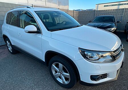 VW Tiguan Volkswagen 2,0 TDI 4Motion DSG/Navi/BiXenon/Kamera