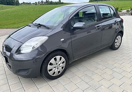 Toyota Yaris 1,33-l-Dual-VVT-i