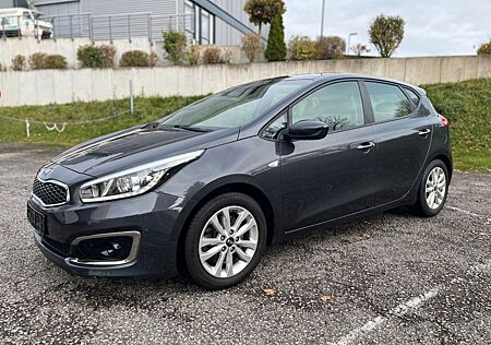 Kia Cee'd / Ceed 1,4 ltr. Ed7 Emotion Travel 1.Hd Na