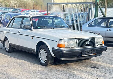 Volvo 244 *limo