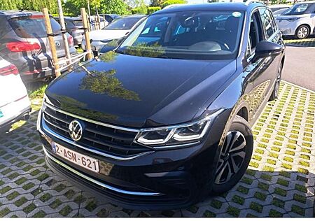VW Tiguan Volkswagen 2.0 TDI Active Pano LED-Xenon Navi Klima