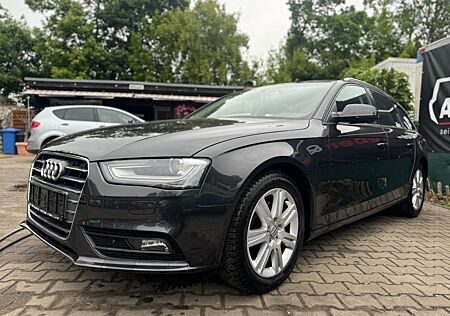 Audi A4 Avant Xenon Anhänherk. Alcantara TÜV NEU