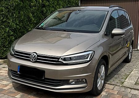 VW Touran Volkswagen 1.6 TDI SCR DSG Trendline BMT Trendline