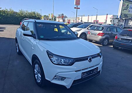 SsangYong Tivoli 1.6 e-XGi 160 Clever Edition 2WD