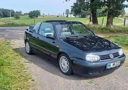 VW Golf Volkswagen 1.6 Comfortline Cabriolet Comfortline