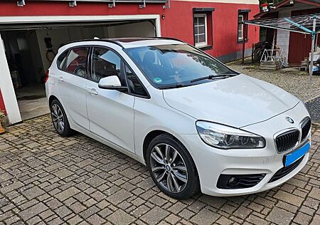 BMW 2er 220 Active Tourer 220i