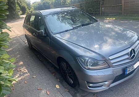 Mercedes-Benz C 250 CDI 4MATIC T Autom. - AMG Sportpaket