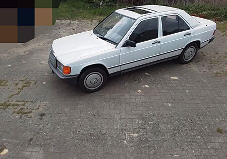 Mercedes-Benz 190