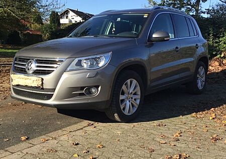 VW Tiguan Volkswagen 2.0 TDI DSG 4MOTION