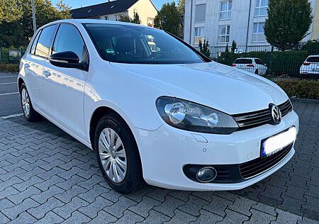 VW Golf Volkswagen 1.2 TSI /Automatik/2J. TÜV