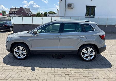 Skoda Karoq Style 4x4*LEDER*VIRT*PANORAMA*