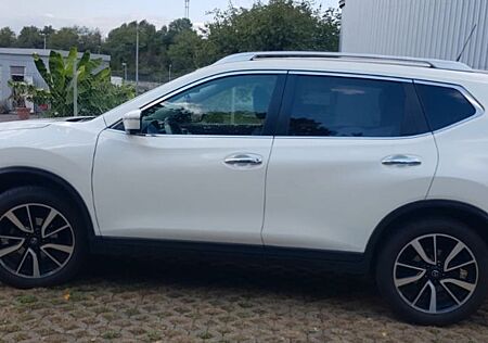 Nissan X-Trail TEKNA 1.6 DIG-T TEKNA