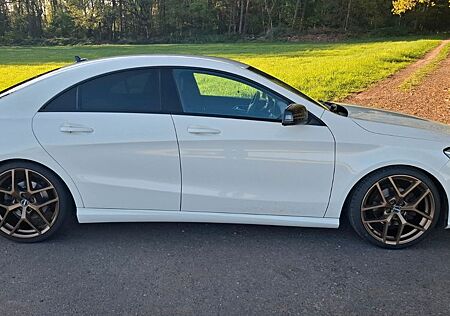 Mercedes-Benz CLA 200 Coupe