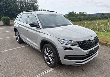Skoda Kodiaq Sportline 4x4, AHK, Service neu