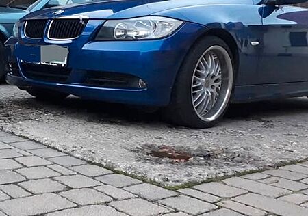BMW 318d -
