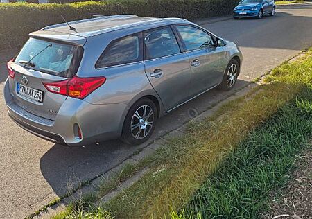 Toyota Auris Touring Sports Touring Sports 1,6-l-Va...