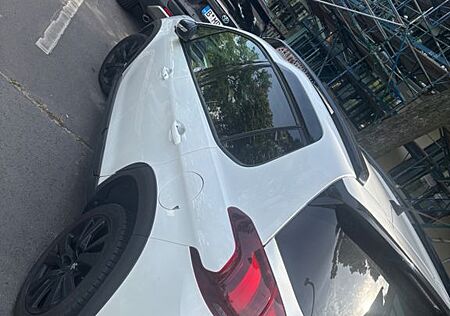 Peugeot 2008 GT-Line Edition PureTech 130 GT-Line Ed...