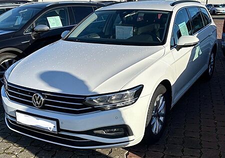 VW Passat Variant Volkswagen 2.0 TDI SCR DSG Business Vari...