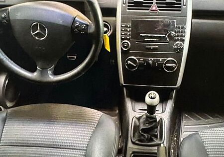 Mercedes-Benz A 200 AVANTGARDE Avantgarde
