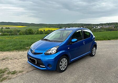 Toyota Aygo (X) Aygo, 78.000km, TÜV bis März 2026