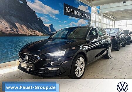 Seat Leon Sportstourer Style Panodach AHK Navi LED