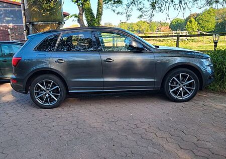 Audi Q5 3.0 TDI S tronic quattro -