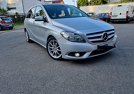 Mercedes-Benz B 200 CDI -