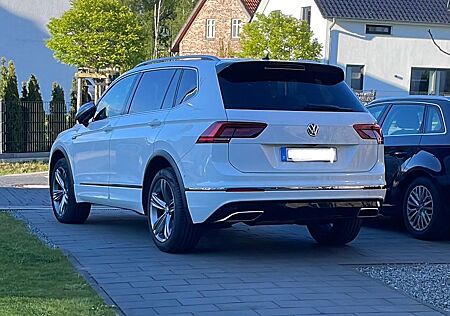 VW Tiguan Allspace Volkswagen R-Line DSG Insp. neu