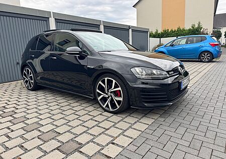 VW Golf Volkswagen 2.0 TDI DSG GTD *XENON*NAVI*PANO