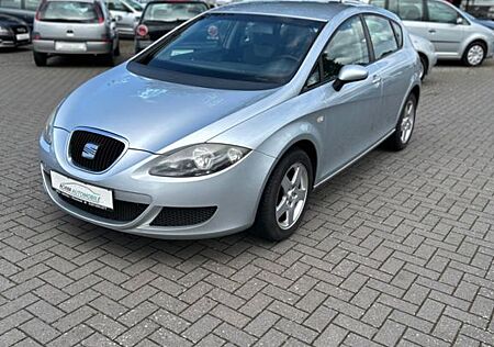 Seat Leon 1.6 TÜV 7/2025 EL.FH KLIMA F-ZV ALUFELGEN