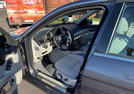 Mercedes-Benz C 200 Kompressor Automatik Elegance LED