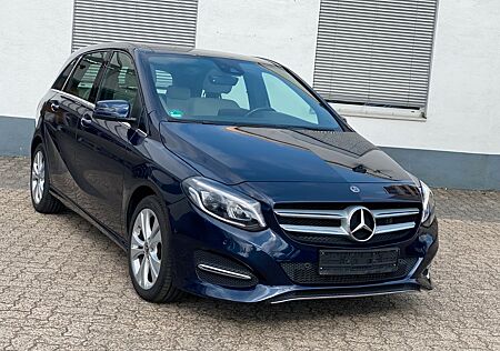 Mercedes-Benz B 200 Automatik *1.Hand*Navi/Panorama/LED/Kamera