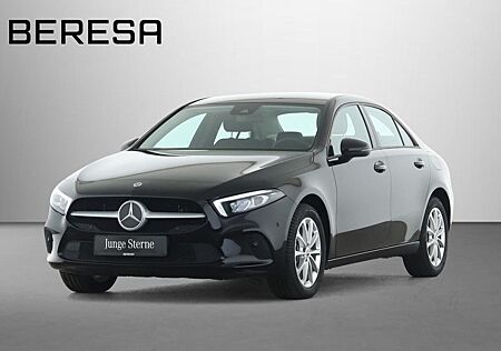 Mercedes-Benz A 250 e Limousine Kamera LED MBUX Navi Sitzhzg