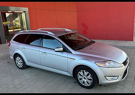 Ford Mondeo Turnier 2.0 TDCi Automatik