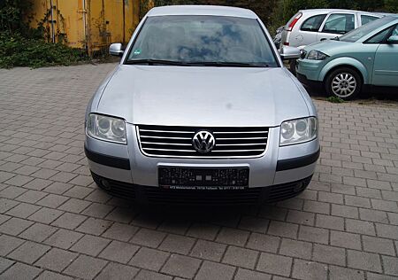 VW Passat Volkswagen Lim. Basis,1,6 aus 1 Hand
