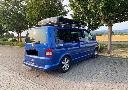 VW T5 Multivan Volkswagen California Bus Camper