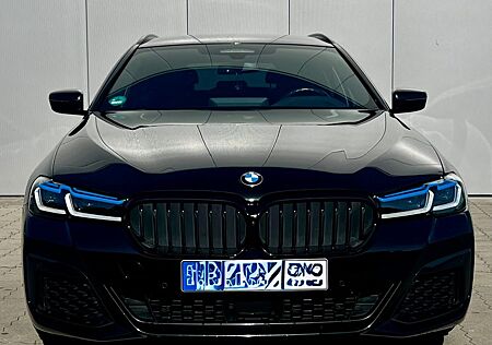 BMW 540d xDrive Touring, gepflegt, Top-Ausstattung
