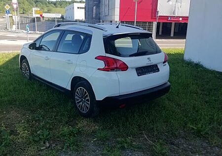 Peugeot 2008 1.2 Urban Move PureTech 110 Urban Move