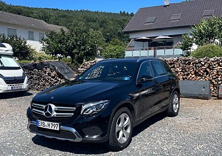 Mercedes-Benz CLC 220 GLC 220d 4MATIC