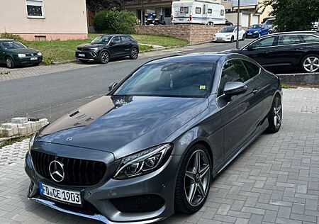 Mercedes-Benz C 250 AMG Line Autom. AMG Line