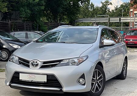 Toyota Auris 2.0 D-4D Touring Sports Edition,Navi,Kamer