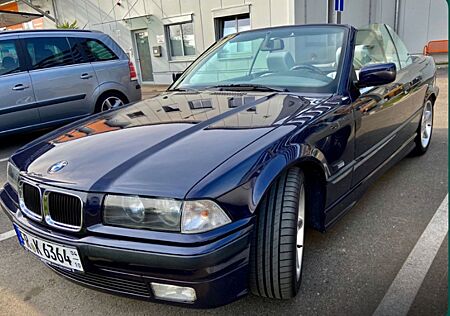 BMW 328i Cabrio