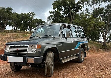Mitsubishi Pajero L040 4x4