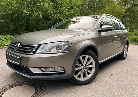 VW Passat Alltrack Volkswagen 2.0 TDI Alltrack BlueMotion ...