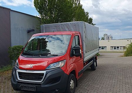 Peugeot Boxer 2.2 bluehdi 165 ps