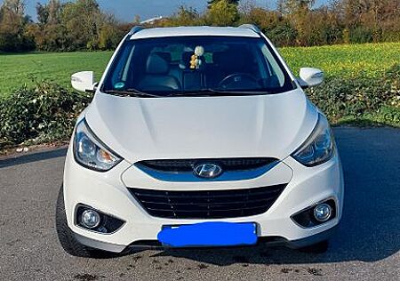 Hyundai ix35 1.6 GDI FIFA World Cup EDITION Gold, NAVI