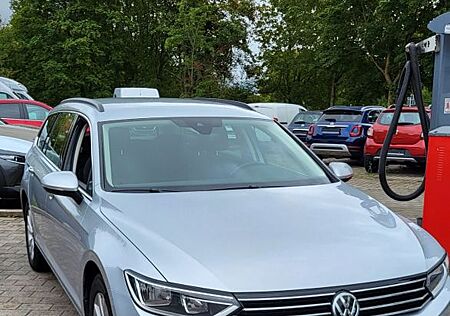 VW Passat Variant Volkswagen 2.0 TDI SCR 140kW DSG Comfort...