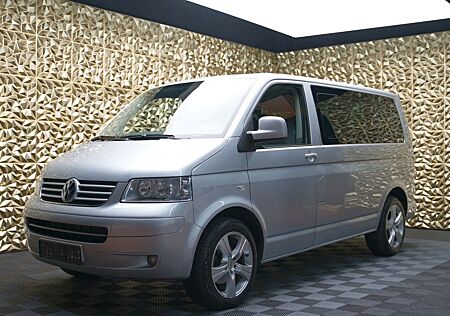 VW T5 Caravelle Volkswagen |2,5 TDI|8 Sitz.|CLIMATR.|AHK|SITZHZ